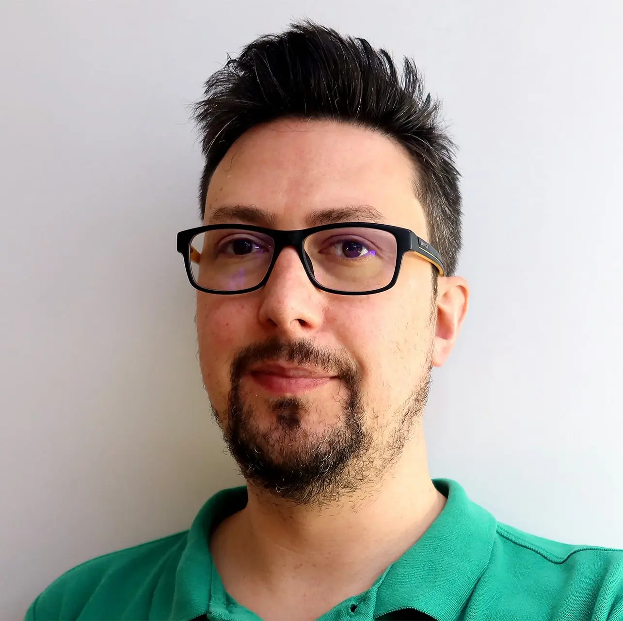 Portrait photo of Axel Segebrecht